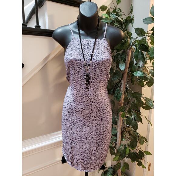 Honey Belle Shift Dress Womens Medium Light Purple Chevron Print Back Less - Picture 1 of 12